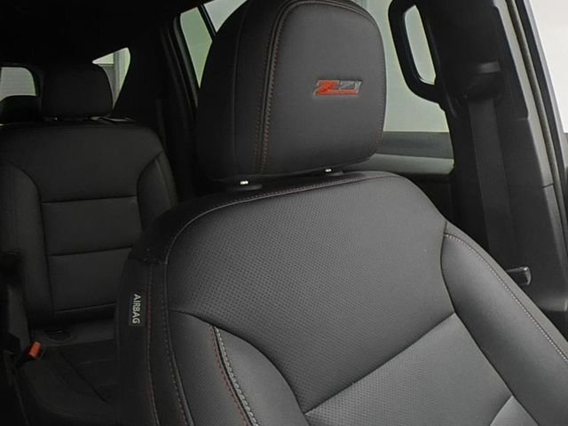 Used 2024 Red Chevrolet Z71 image 33