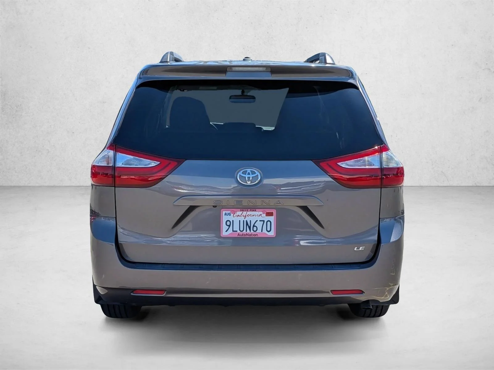 Used 2016 Predawn Gray Mica Toyota LE image 7