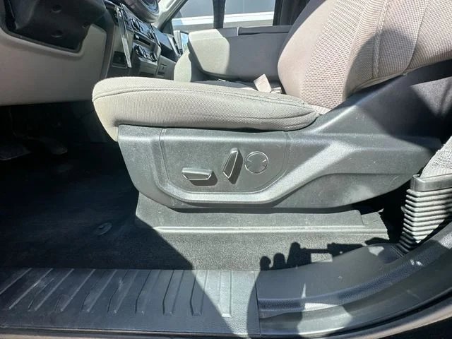 Used 2018 Black Ford XLT image 15