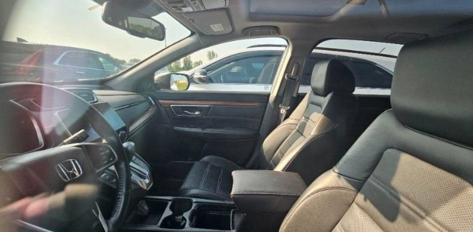 Used 2018 White Diamond Pearl Honda EX-L image 3