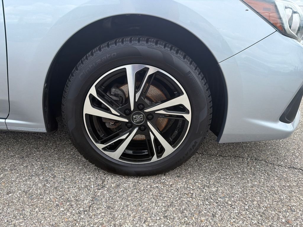 Used 2020 Silver Subaru Base image 10