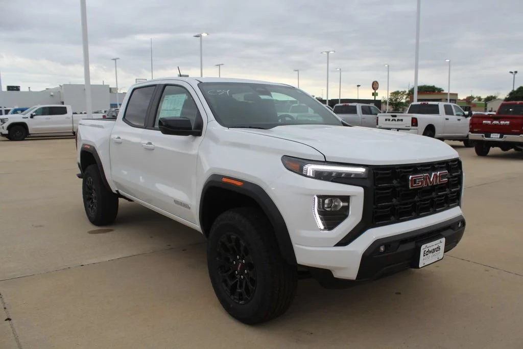 New 2026 Summit White GMC Elevation image 1
