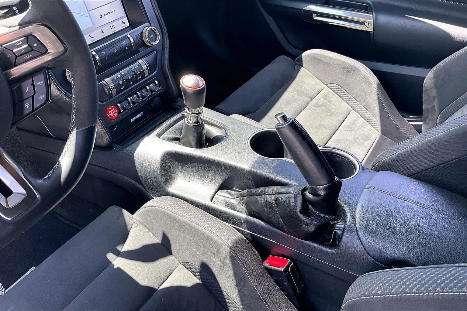 Used 2017 Oxford White Ford Shelby GT350 image 16
