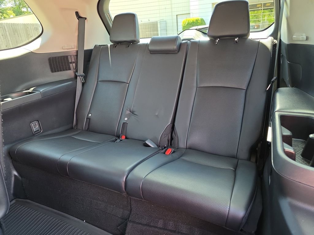 Used 2024 White Toyota XLE image 12