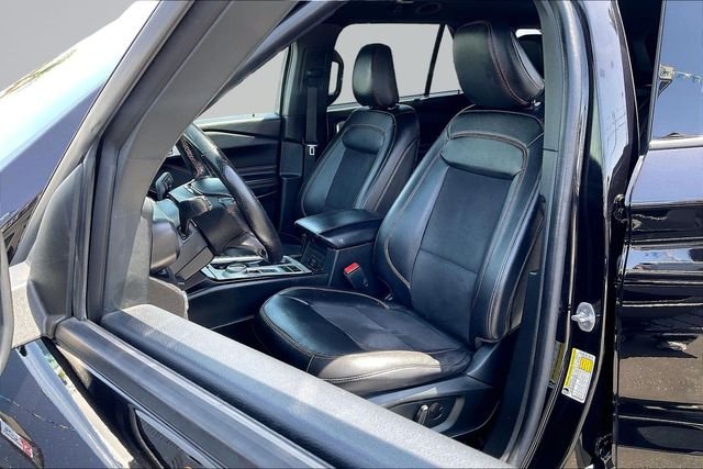 2023 Ford Explorer ST-LINE - Photo 25