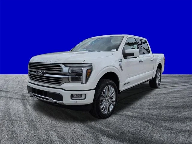 New 2026 Star White Metallic Tri-Coat Ford Platinum® image 8
