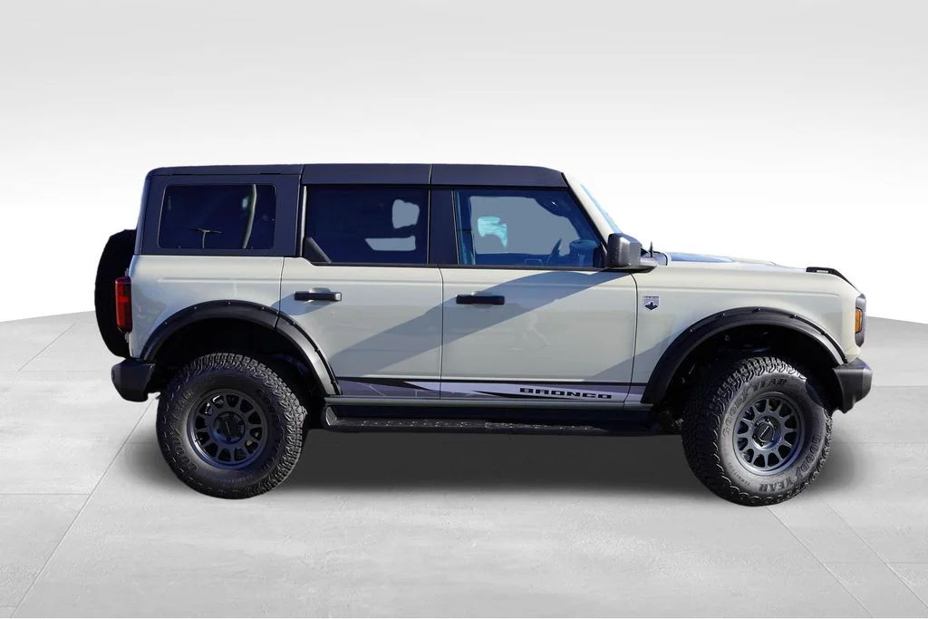 New 2026 Beige Ford Big Bend image 2