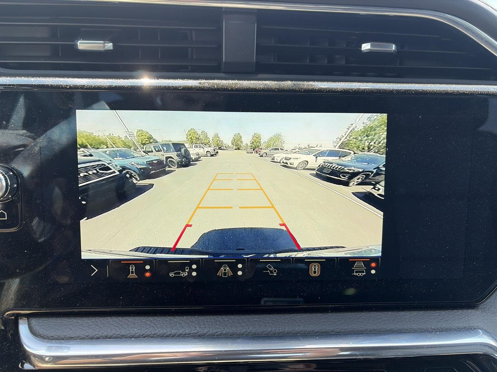 Used 2025 Onyx Black GMC Denali image 19