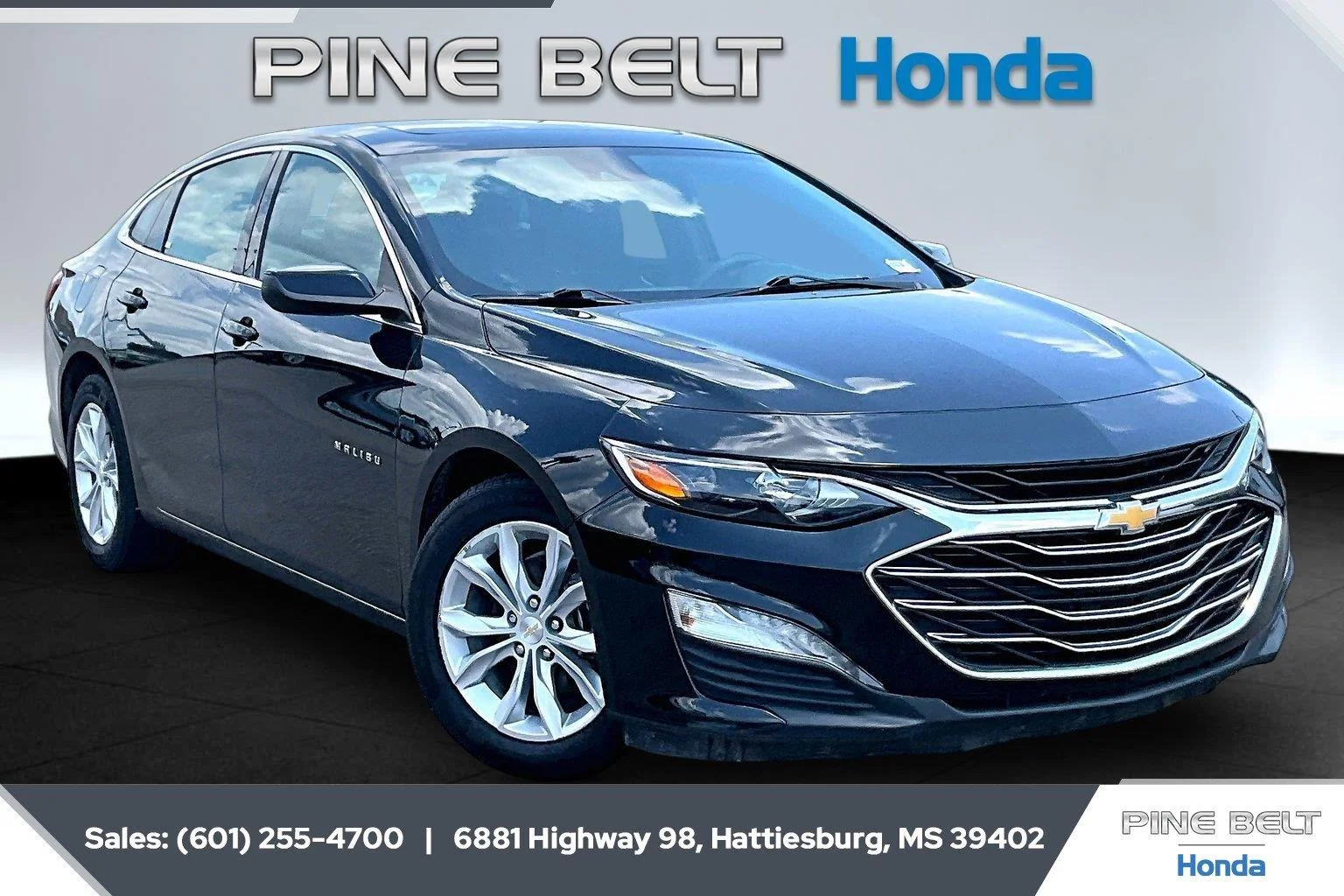 Used 2024 Mosaic Black Metallic Chevrolet LT image 1
