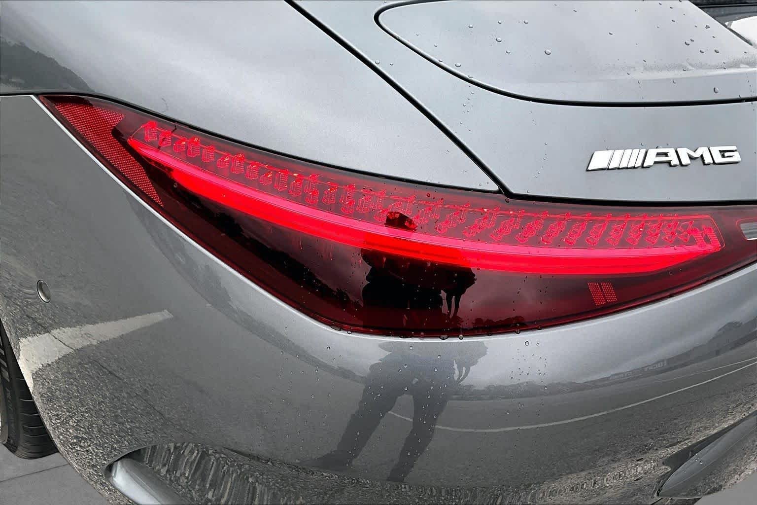 Used 2022 Selenite Grey Metallic Mercedes-Benz AMG® SL 63 image 29