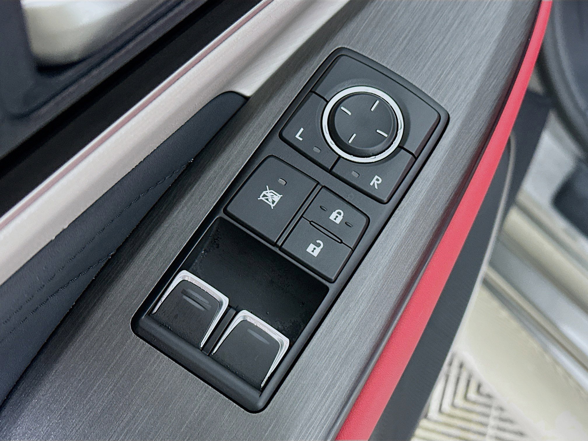 2025 Lexus RC 350 F SPORT - Photo 19