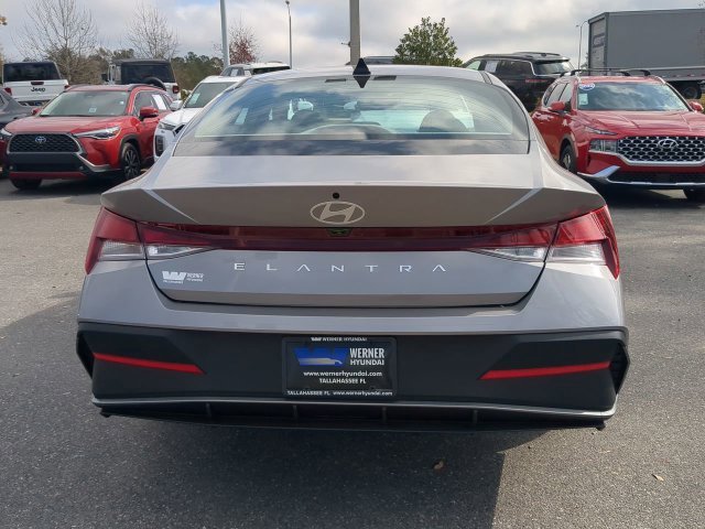 Used 2026 Silver Hyundai SE image 6