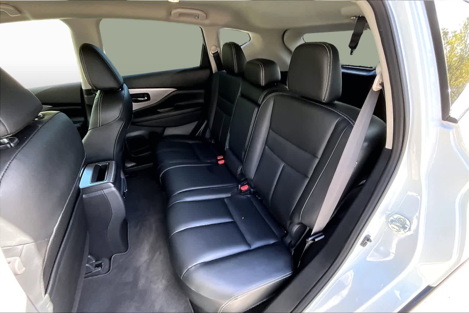 Used 2024 Pearl White Tricoat Nissan SV image 36