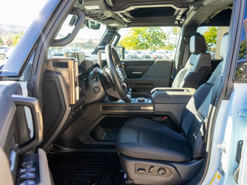 2025 GMC HUMMER EV 3X - Photo 11