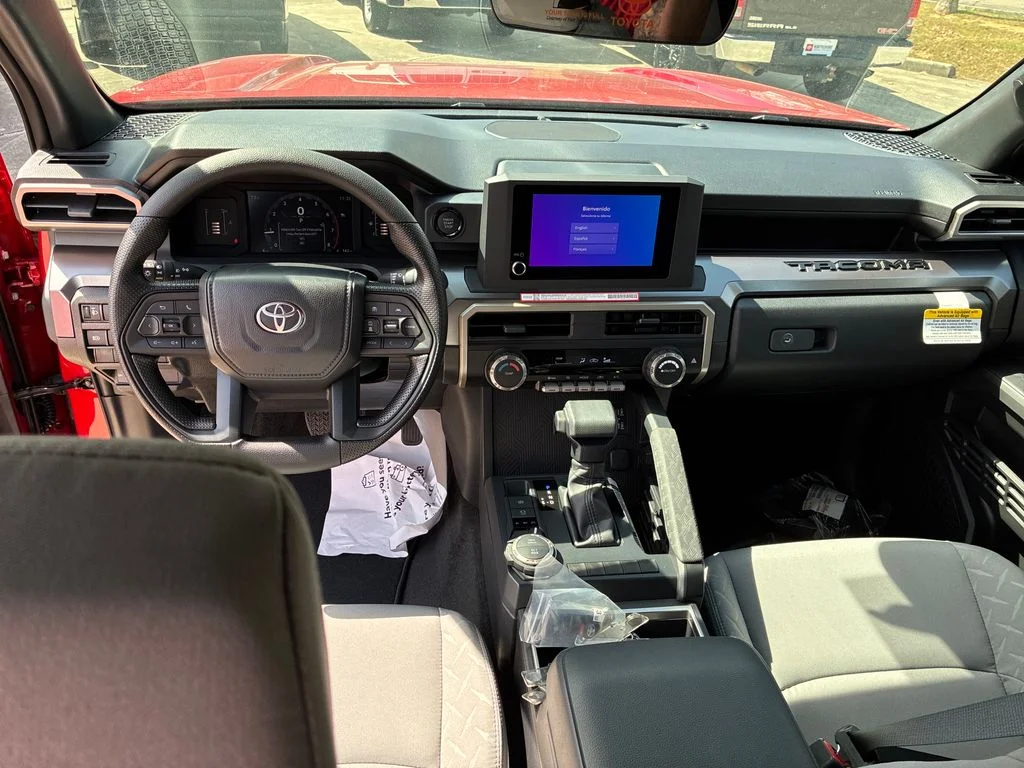 2026 Toyota Tacoma SR5 - Photo 17