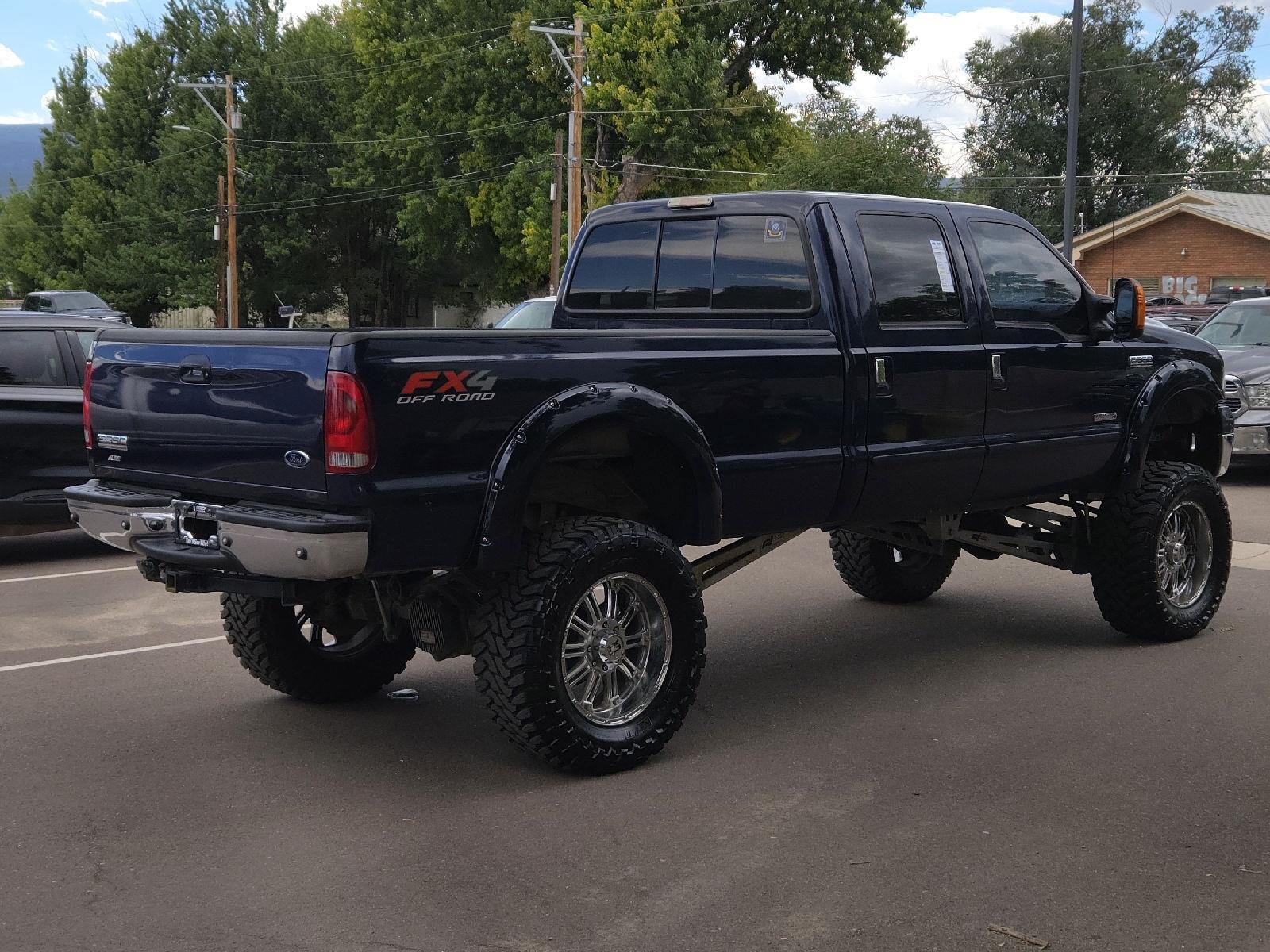 Used 2007  FORD XL image 11