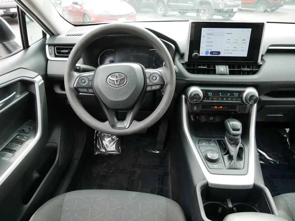 Used 2025 White Toyota XLE image 12