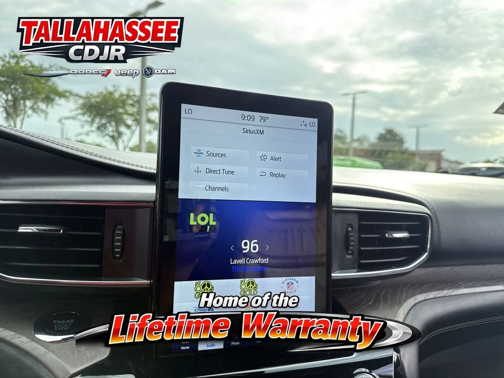 Used 2023 Red Metallic Ford Platinum image 25