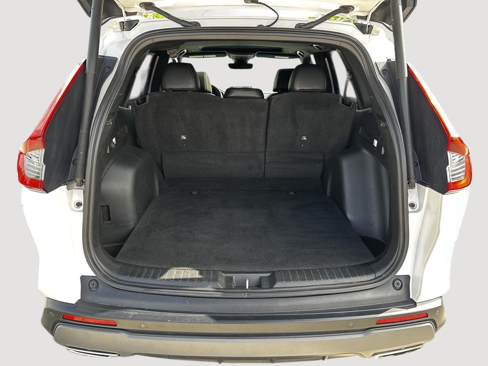 Used 2024 Platinum White Pearl Honda Sport-L image 23