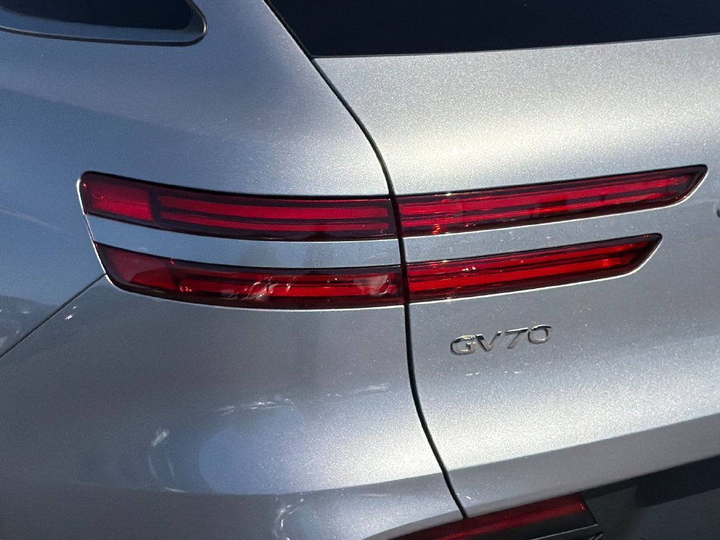 Certified Used 2024 Silver Genesis 2.5T image 28