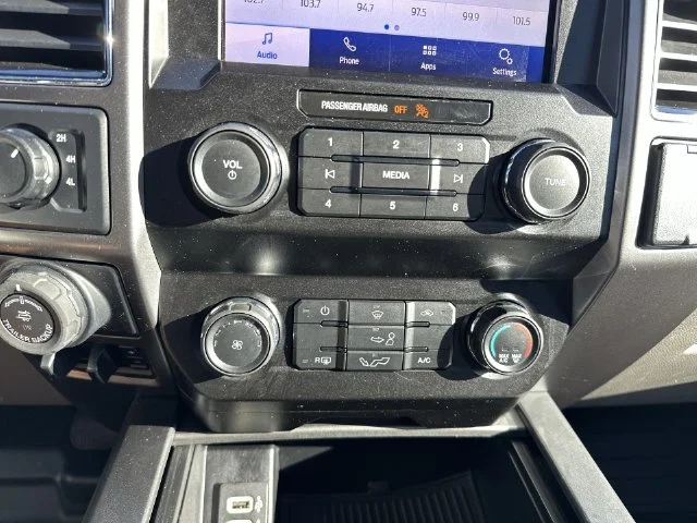 Used 2020 Gray Ford XLT image 19