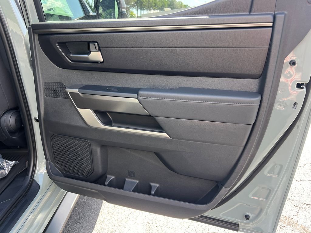 2025 Toyota Tundra SR5 - Photo 16