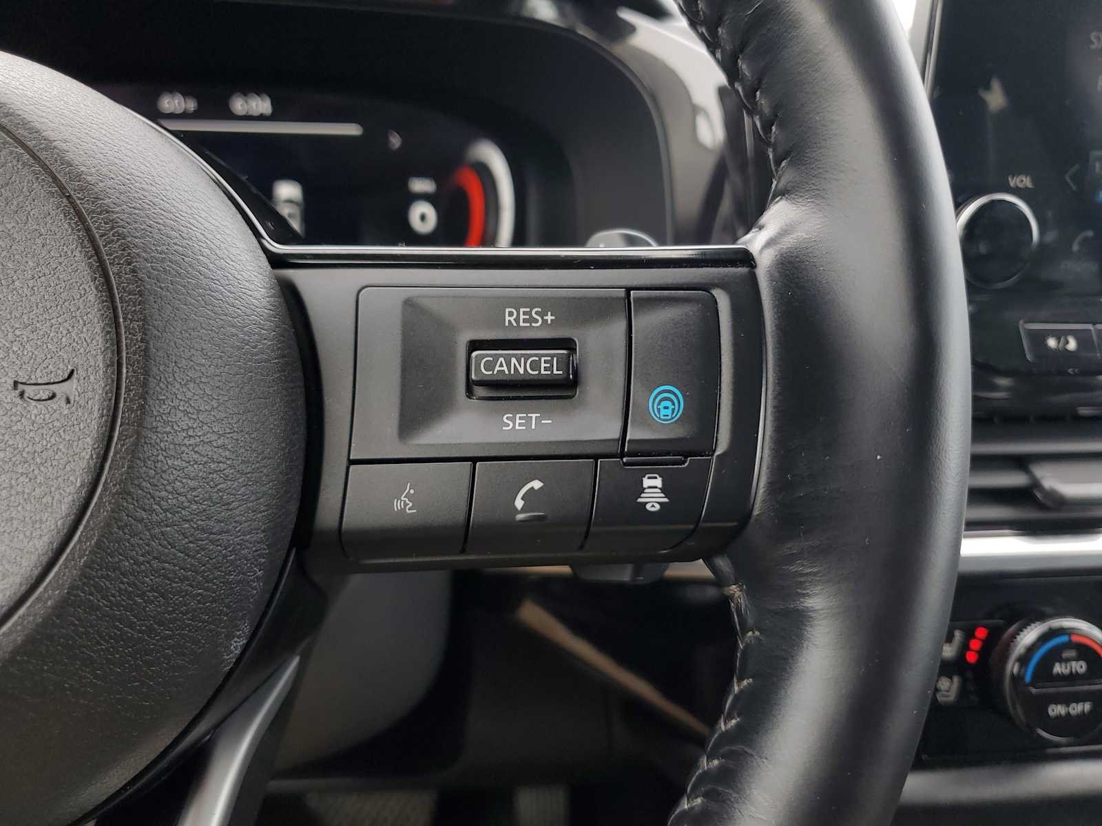 Used 2023 Scarlet Ember Tintcoat Nissan Platinum image 23