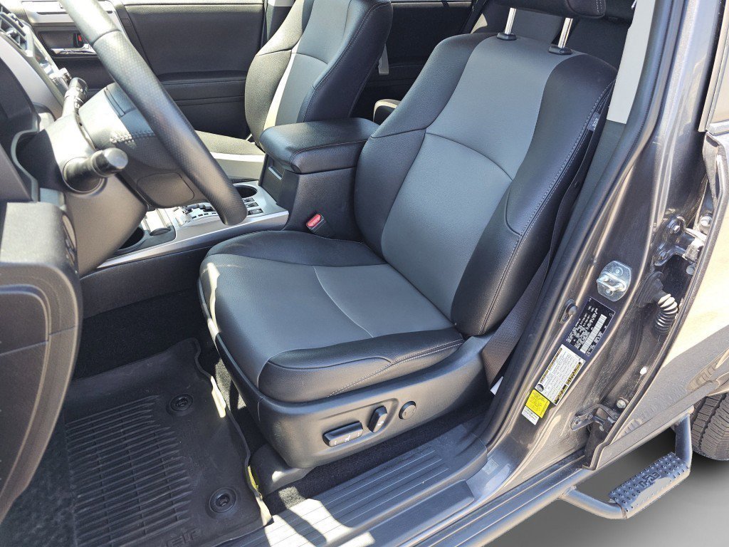 Certified Used 2022 Magnetic Gray Metallic Toyota SR5 Premium image 31
