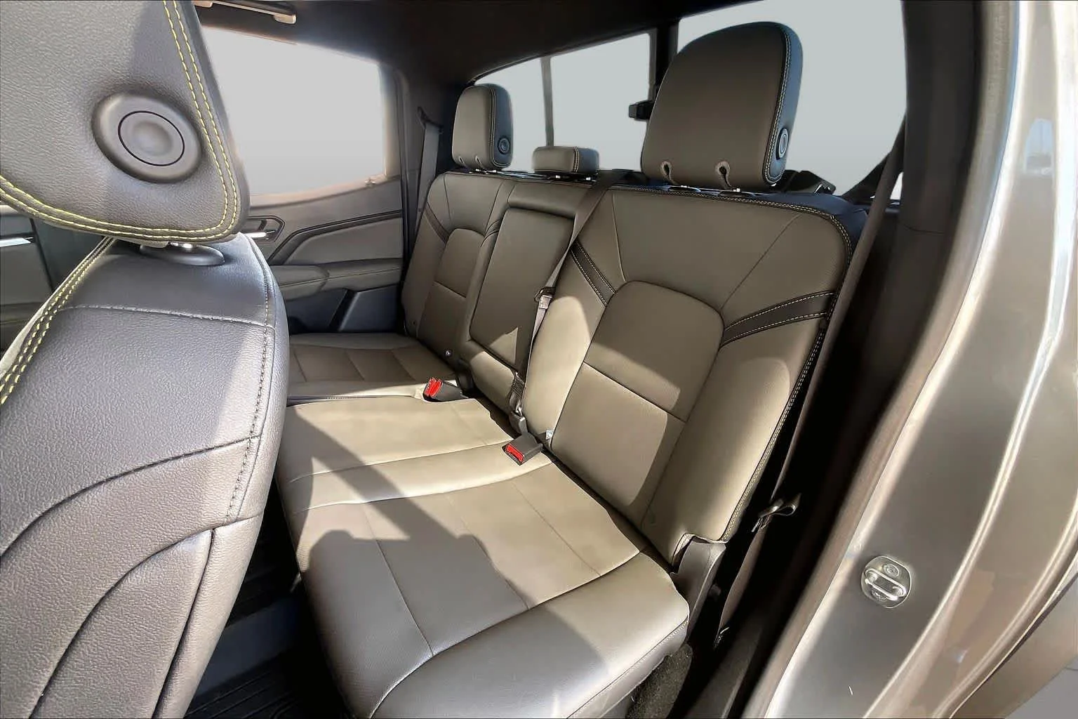 Used 2023 Sterling Gray Metallic Chevrolet 4WD ZR2 image 18