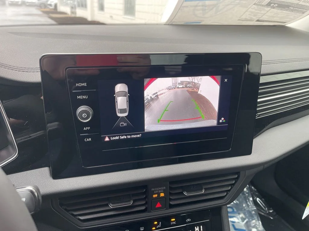 New 2026 Platinum Gray Metallic Volkswagen 1.5T S image 7