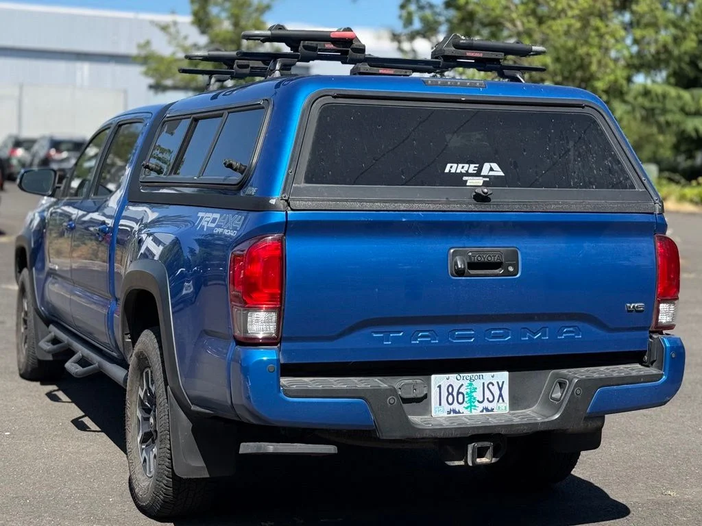 Used 2017  Toyota TRD Off-Road image 3