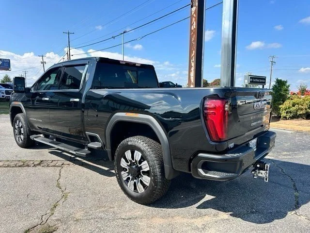 Used 2025 Black GMC Denali image 22