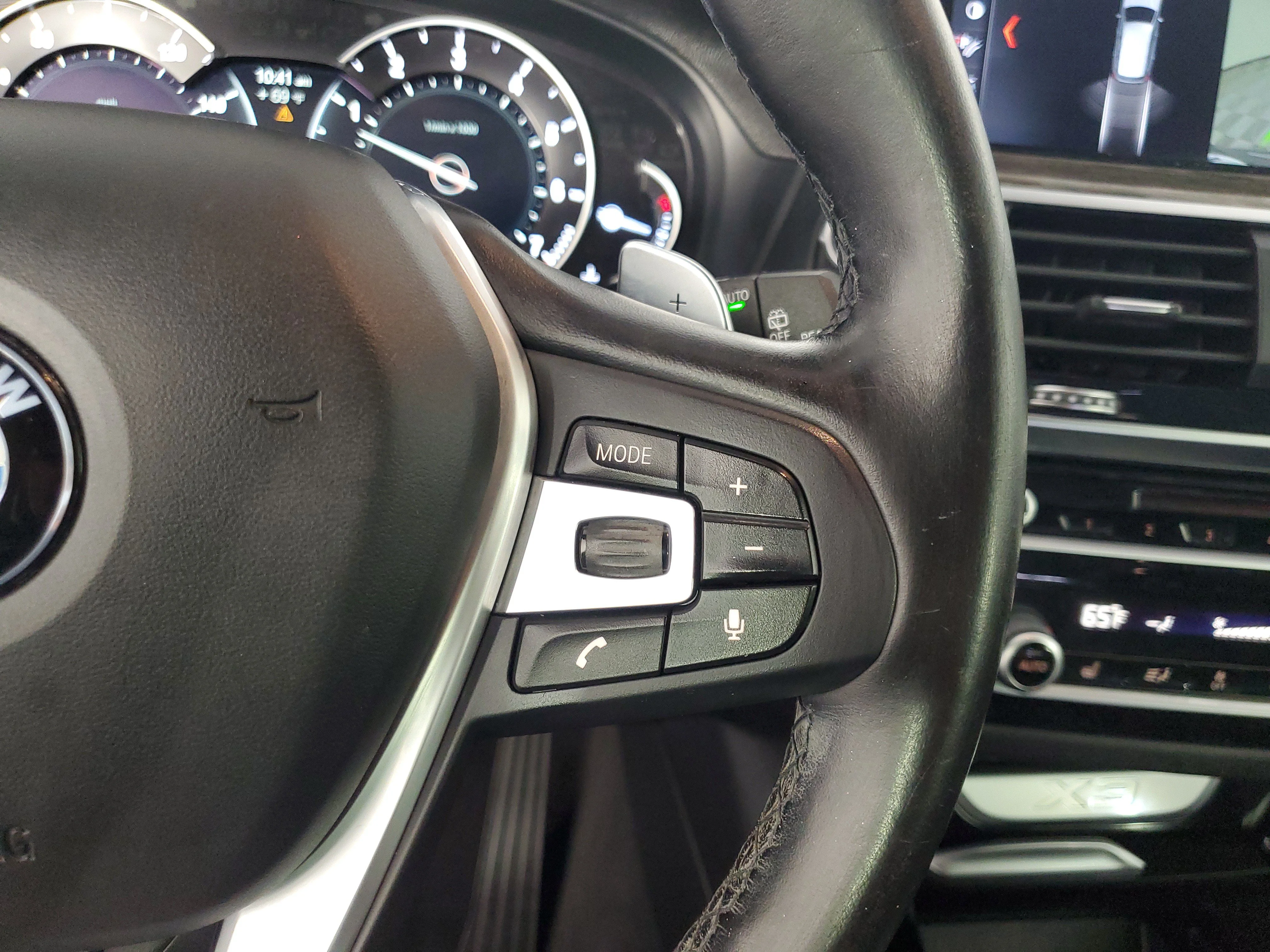 Used 2019 Dark Graphite Metallic BMW sDrive30i image 24
