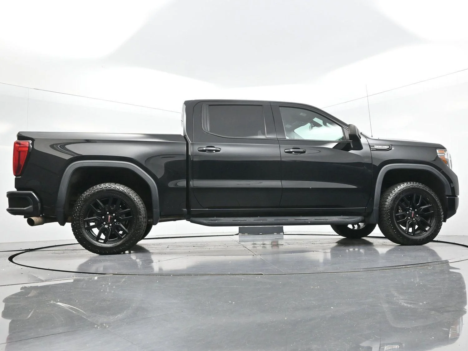 Used 2020 Onyx Black GMC Elevation image 51