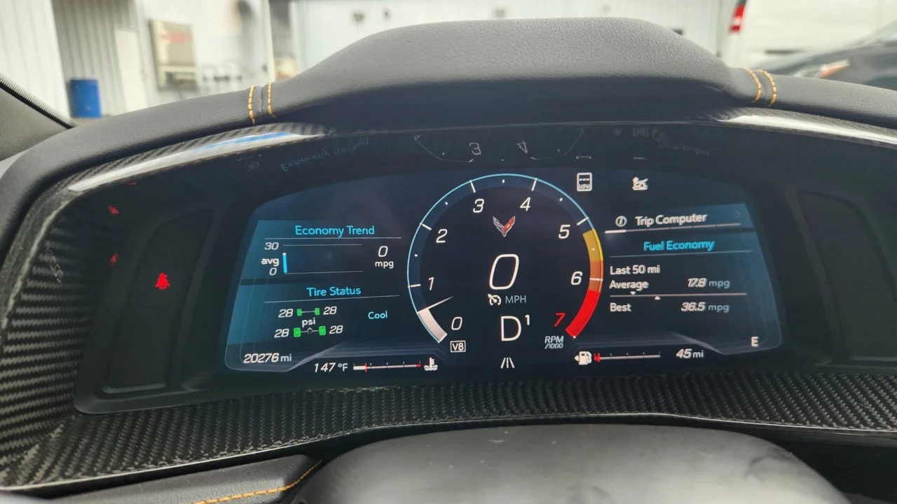 Used 2021 SHADOW GRAY METALLIC Chevrolet 2LT image 20