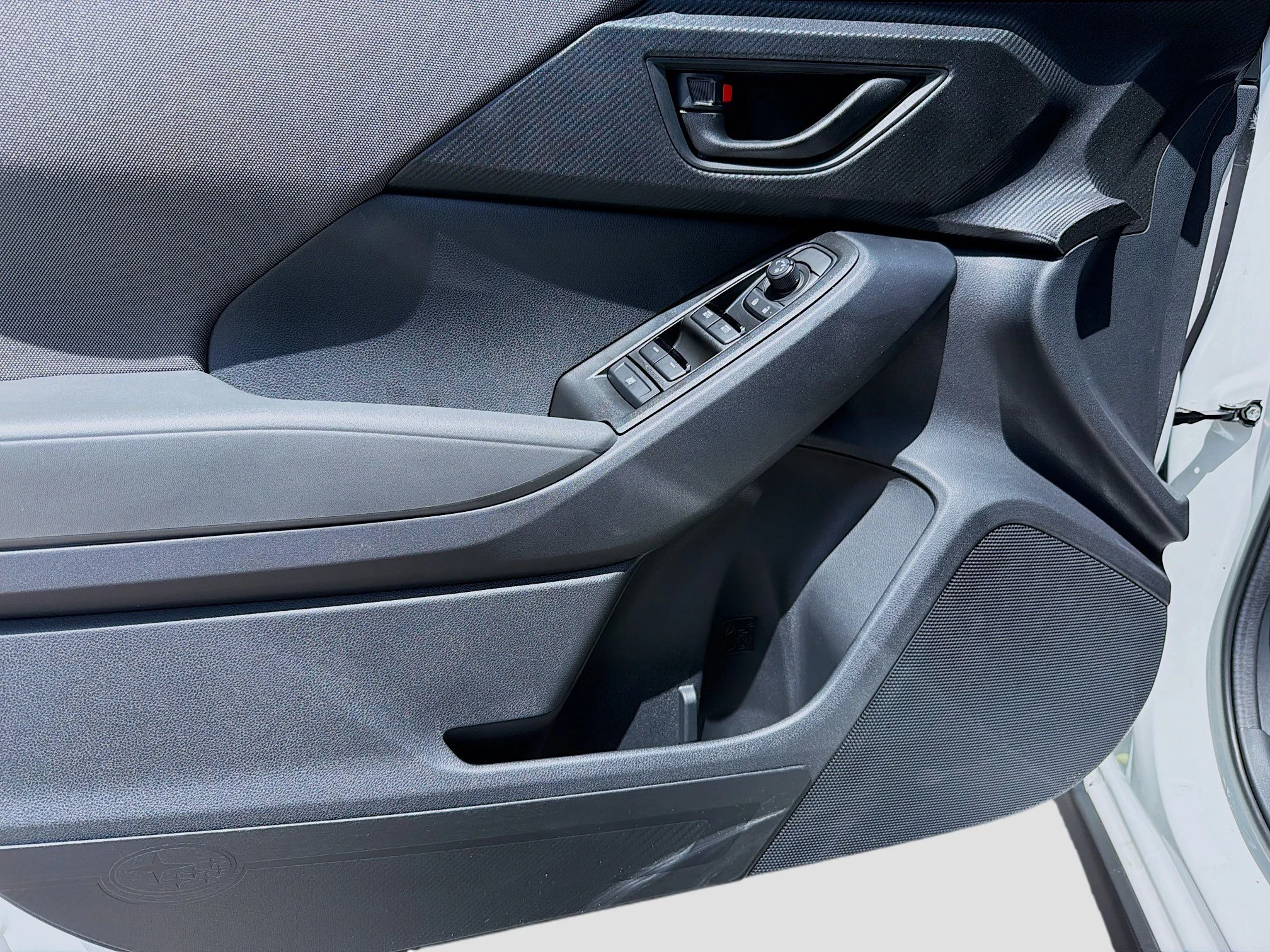 New 2026 White Pearl Subaru Base image 19