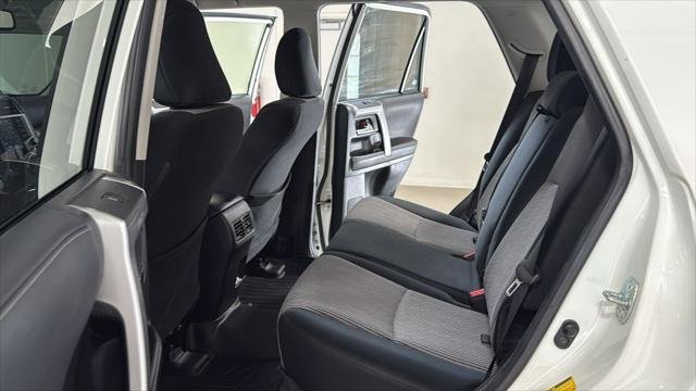 Certified Used 2022 ICE CAP Toyota SR5 image 15