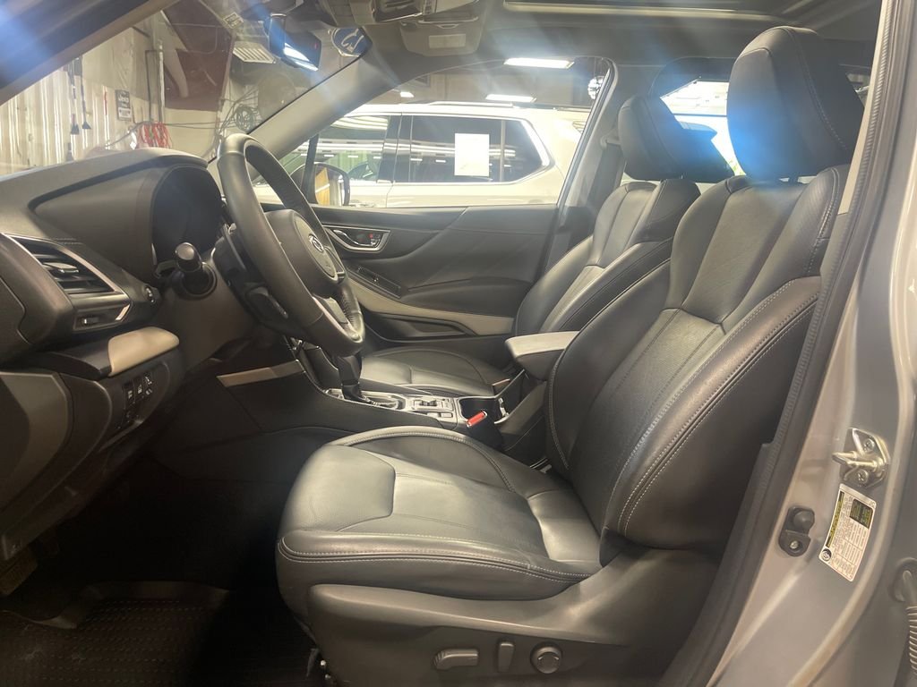 Used 2023 Silver Subaru Limited image 15