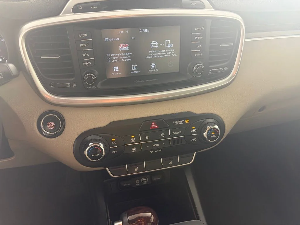 Used 2017 Kia Sorento LX with VIN 5XYPG4A35HG324139 for sale in Elk River, Minnesota