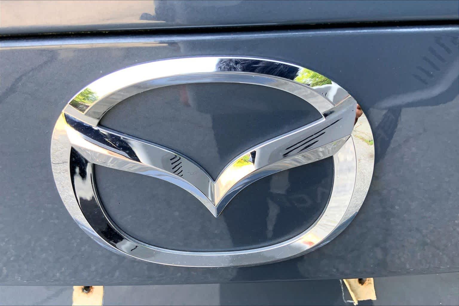 Certified Used 2025 Polymetal Gray Metallic Mazda Premium Plus Package image 33