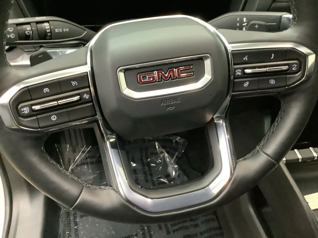 Used 2025 Summit White GMC AWD Elevation image 14
