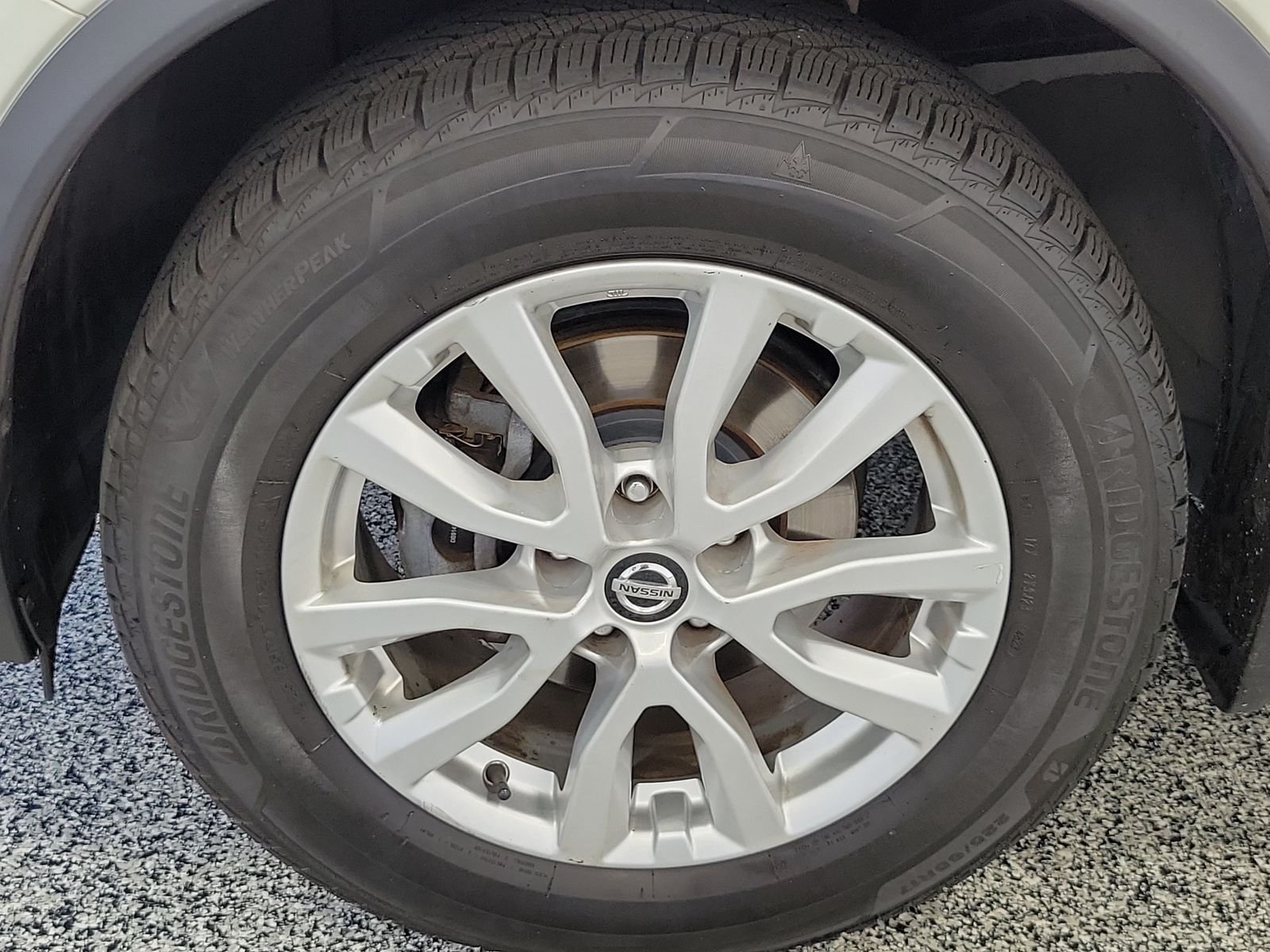 Used 2019 White Nissan SV image 5