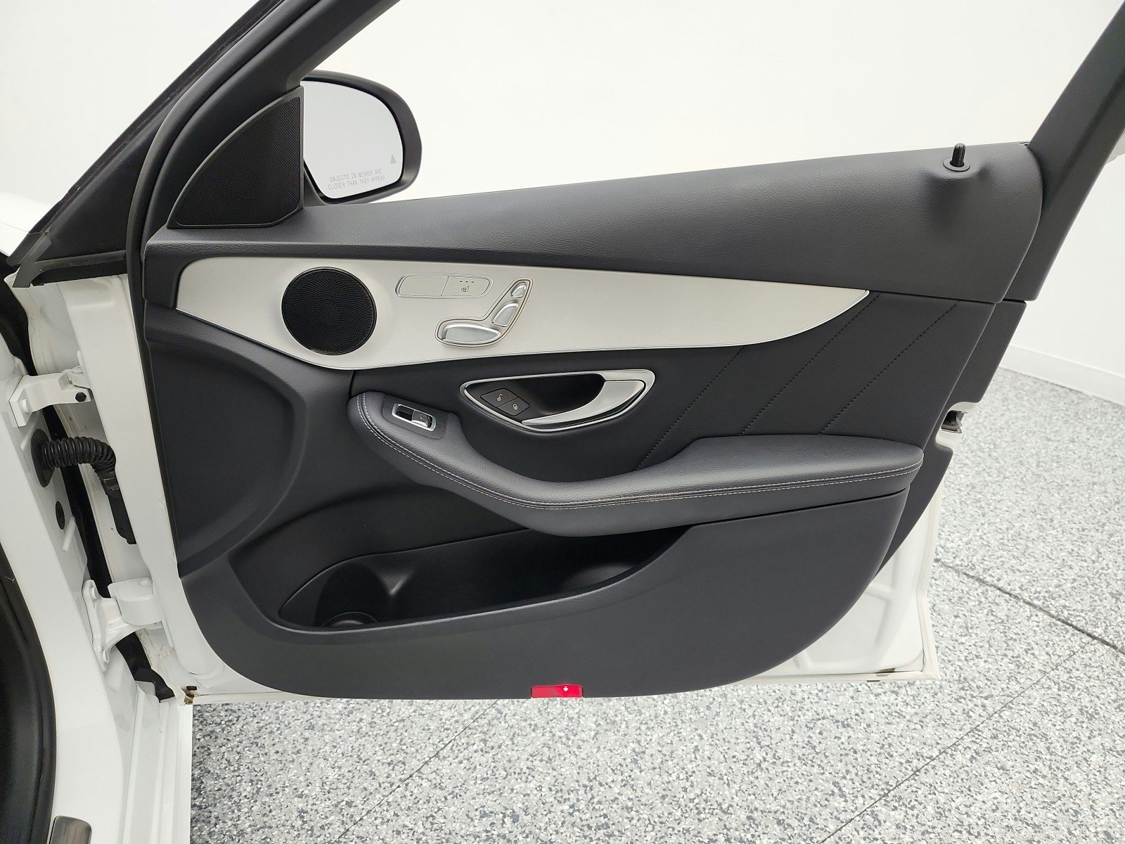 Used 2020 Polar White Mercedes-Benz C 300 Sedan image 20