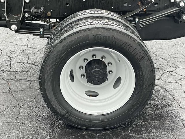 New 2026 White Ford XL image 21