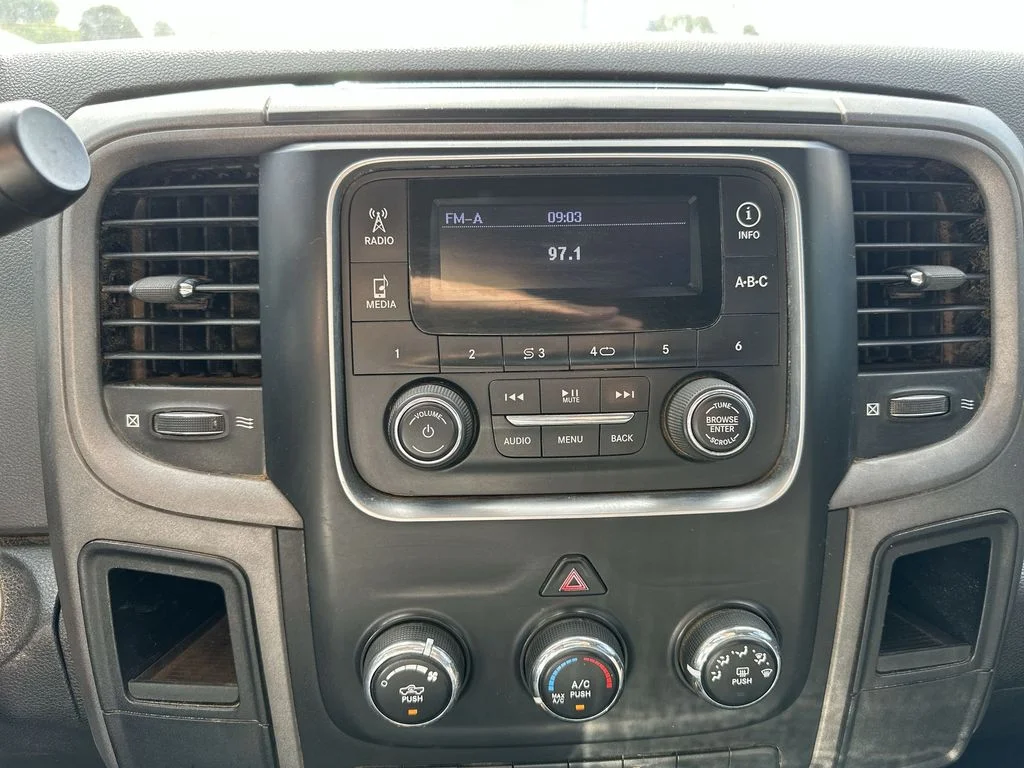 Used 2014 White Ram Tradesman image 22