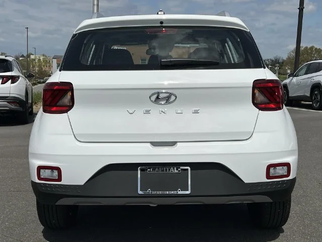 Used 2026 White Hyundai SEL image 32