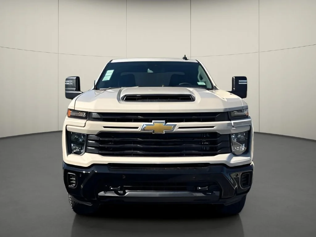 New 2026 White Sands Chevrolet Custom image 5