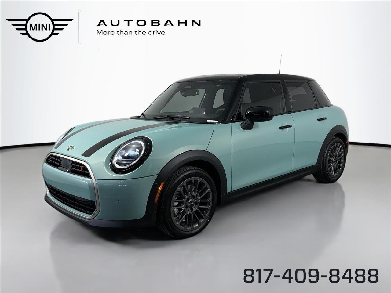 2026 MINI Hardtop Cooper S Signature's photo