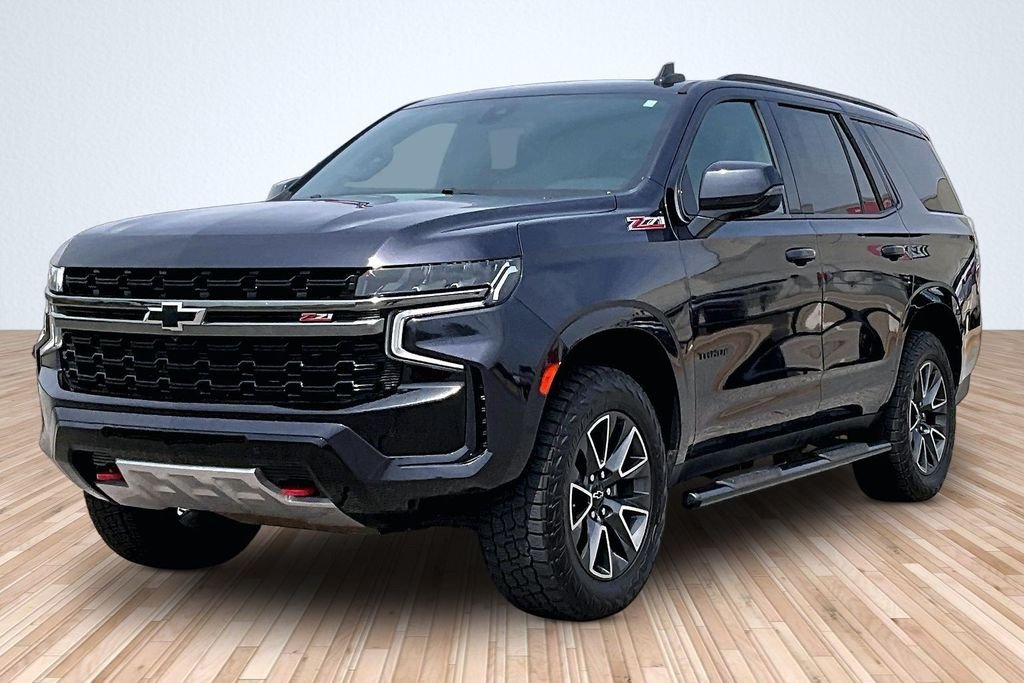 Used 2022 Gray Chevrolet Z71 image 1