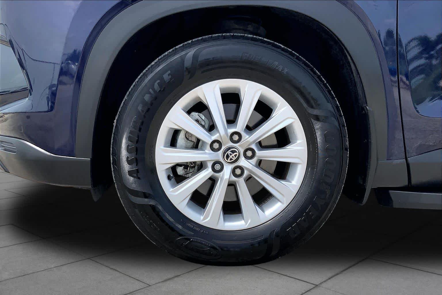 Used 2025 Blueprint Toyota XLE image 11